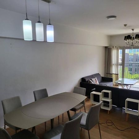 Apartament Luxury @ Bgc Sleeps 6 Comfortably Fast Wifi Pool! Manila Zewnętrze zdjęcie
